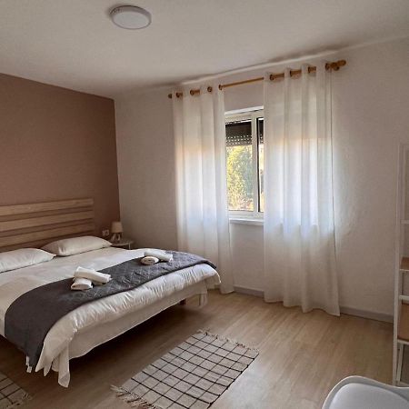Centre Apartment In ชโคเดอร์ ภายนอก รูปภาพ